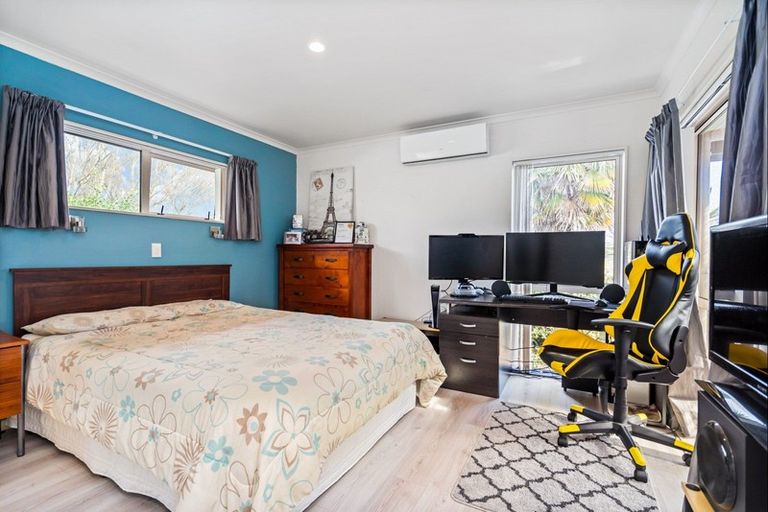 Photo of property in 73 Marsden Point Road, Ruakaka, 0116