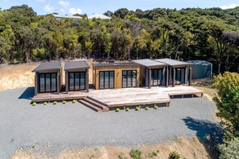 Photo of property in 461 Tuateawa Road, Tuateawa, Coromandel, 3583