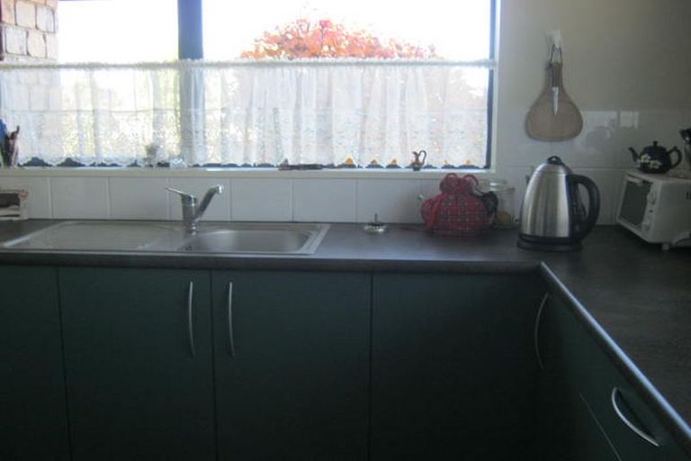 Photo of property in 64 Peel Street, Geraldine, 7930