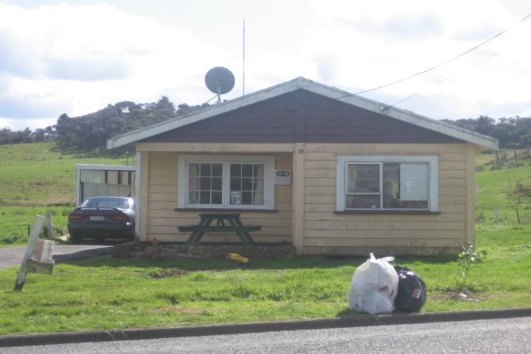 Photo of property in 39 Valley Road, Hikurangi, 0114