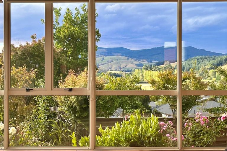 Photo of property in 11 Magazine Road, Mosgiel, 9092