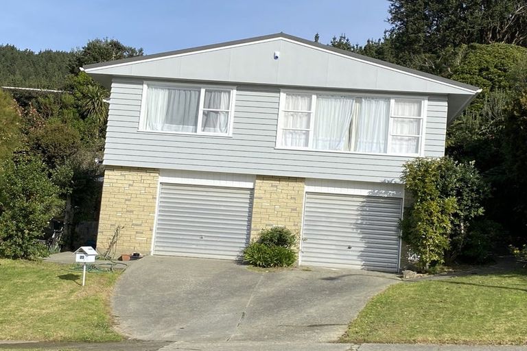 Photo of property in 23 Oriel Avenue, Tawa, Wellington, 5028