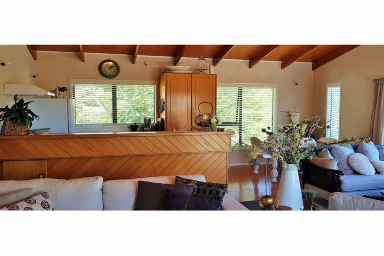 Photo of property in 16 Gerontius Lane, Snells Beach, 0920