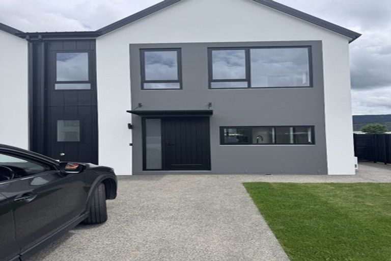 Photo of property in 7 Kumai Lane, Wallaceville, 5018