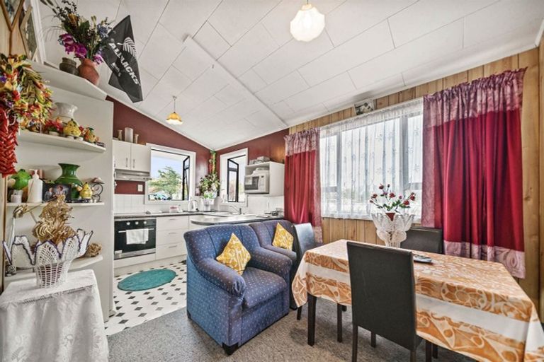 Photo of property in 20 Watchfield Close, Mangere, Auckland, 2022