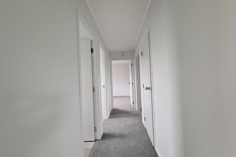 Photo of property in 1/22 Etherton Drive, Weymouth, Auckland, 2103