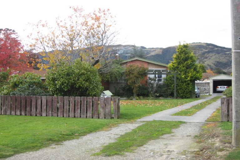 Photo of property in 4 Mill Street, Tapanui, 9522