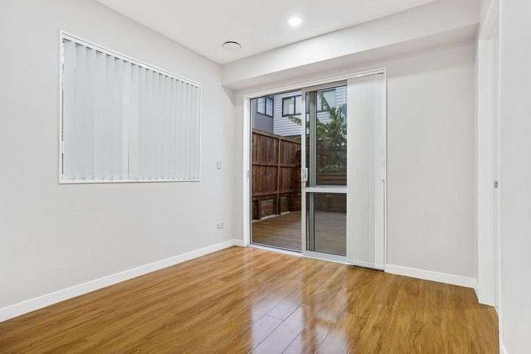 Photo of property in 273 Flat Bush School Road, Flat Bush, Auckland, 2019