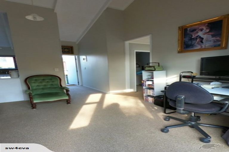 Photo of property in 11 Fantail Court, Orewa, 0931