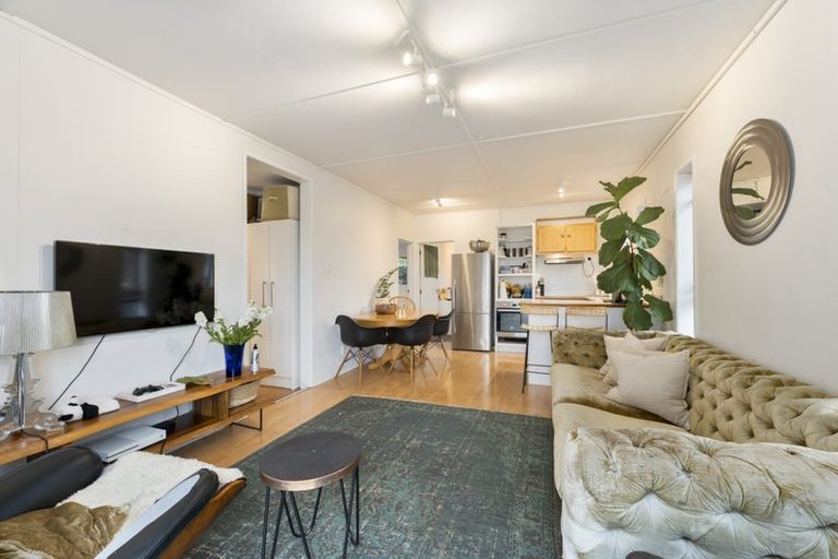 Photo of property in 239 Metcalfe Road, Ranui, Auckland, 0612