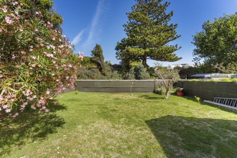 Photo of property in 167 Cornfoot Street, Castlecliff, Whanganui, 4501