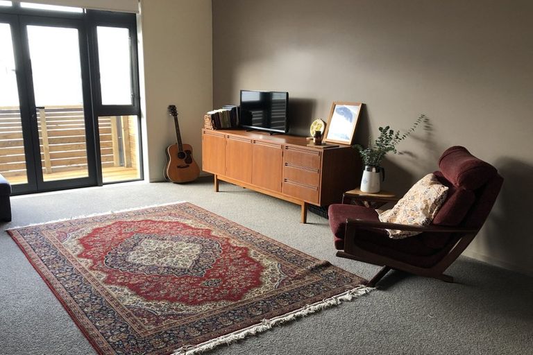 Photo of property in Pirie Street Townhouses, 11/35 Pirie Street, Mount Victoria, Wellington, 6011