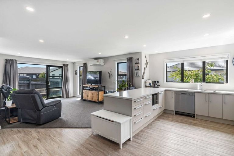 Photo of property in 39 Maka Lane, Halswell, Christchurch, 8025