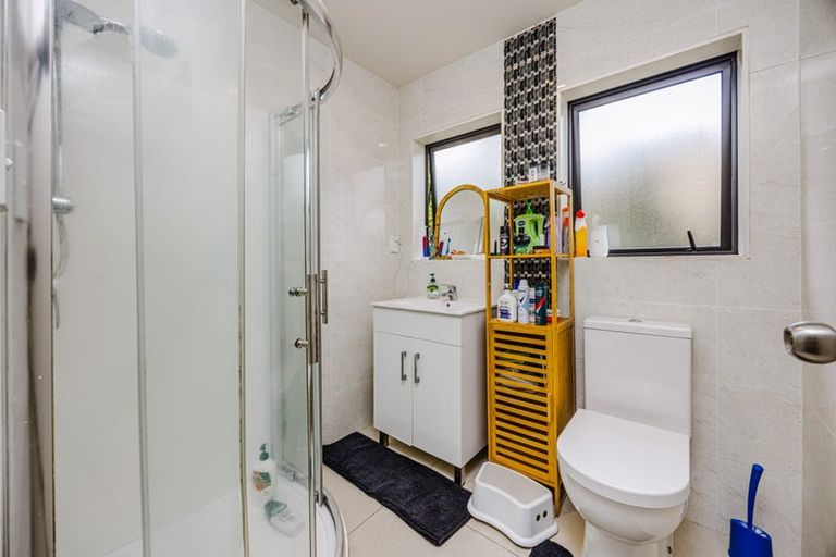 Photo of property in 12 Clutha Crescent, Clover Park, Auckland, 2023