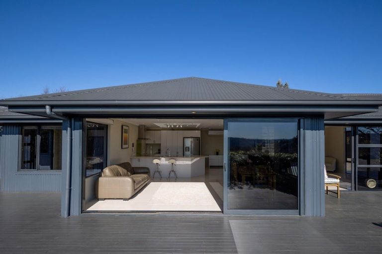 Photo of property in 14a Totara View Road, Wakefield, 7095