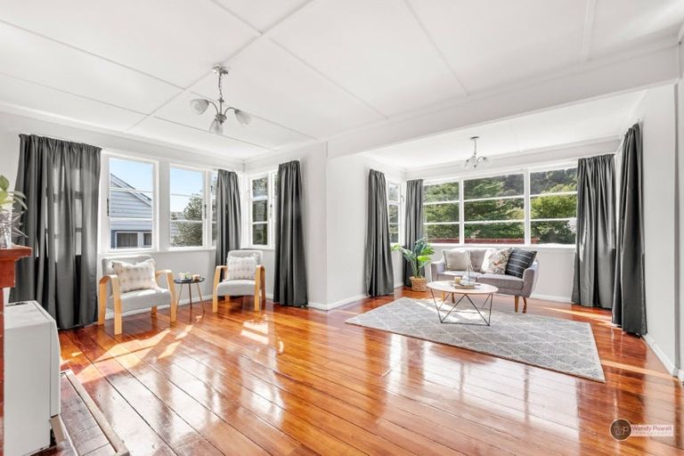 Photo of property in 66 Wilkie Crescent, Naenae, Lower Hutt, 5011