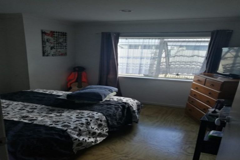 Photo of property in 15a Eastburn Street, Papakura, 2110