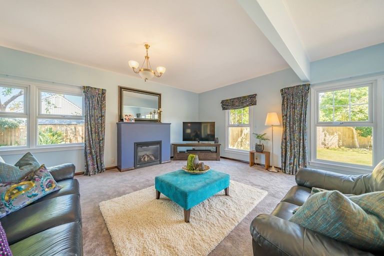 Photo of property in 8 Saint Andrews Grove, Boulcott, Lower Hutt, 5010