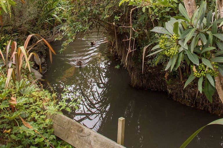 Photo of property in 17 Joyce Crescent, Ilam, Christchurch, 8041