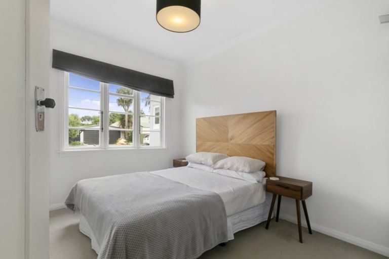 Photo of property in 11 Hinemoa Street, Waiwhetu, Lower Hutt, 5010