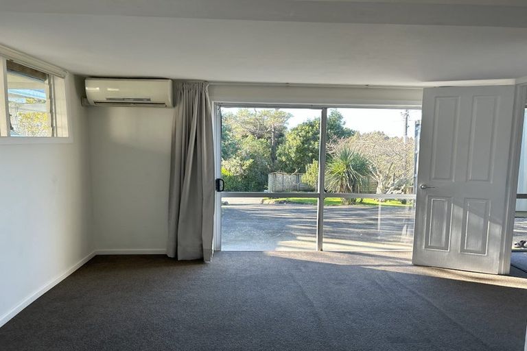 Photo of property in 757 South Titirangi Road, Titirangi, Auckland, 0604