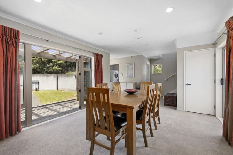 Photo of property in 64 Evergreen Crescent, Trentham, Upper Hutt, 5018