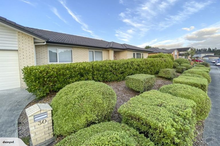 Photo of property in 30 Bradnor Meadows Drive, Swanson, Auckland, 0612