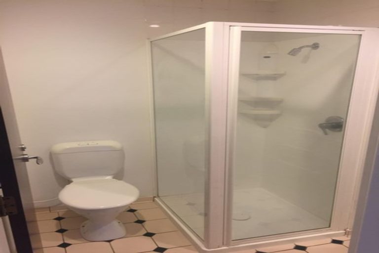 Photo of property in Terrace Heights Apartments, 4g/163 The Terrace, Wellington Central, Wellington, 6011