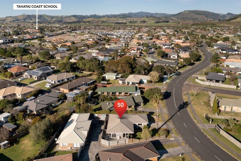 Photo of property in 50 Pacific View Road, Papamoa Beach, Papamoa, 3118