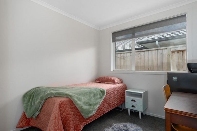 Photo of property in 124 Puhirake Crescent, Pyes Pa, Tauranga, 3112