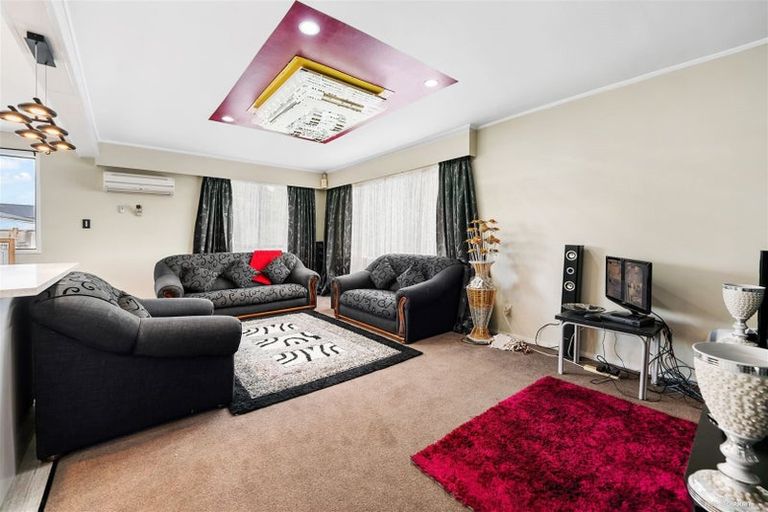 Photo of property in 6 Montego Place, Weymouth, Auckland, 2103