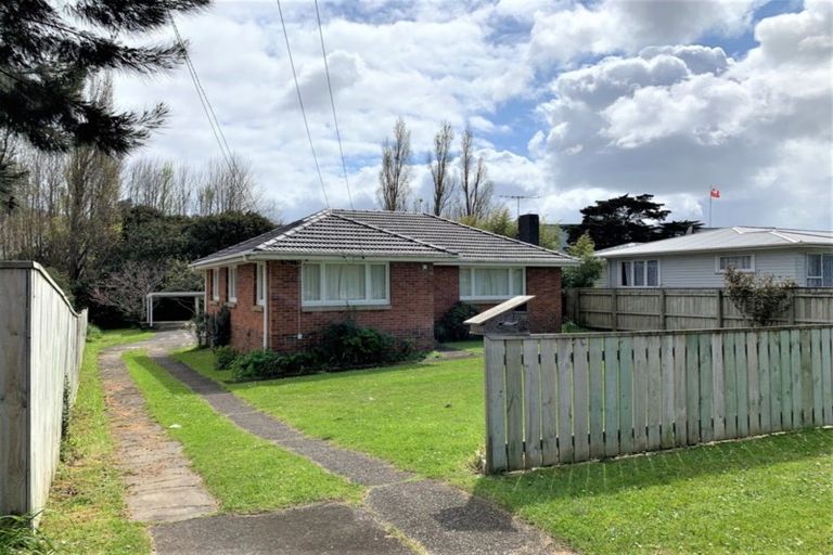Photo of property in 65 Blake Road, Mangere East, Auckland, 2024