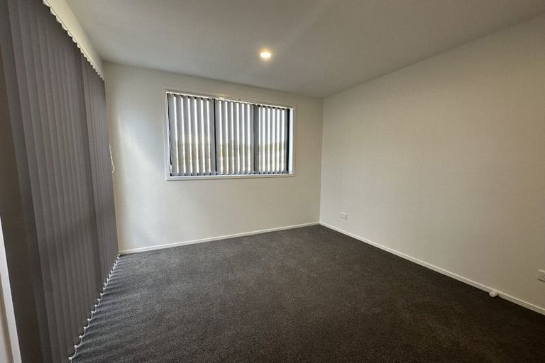 Photo of property in 25 Olearia Street, Totara Park, 2019