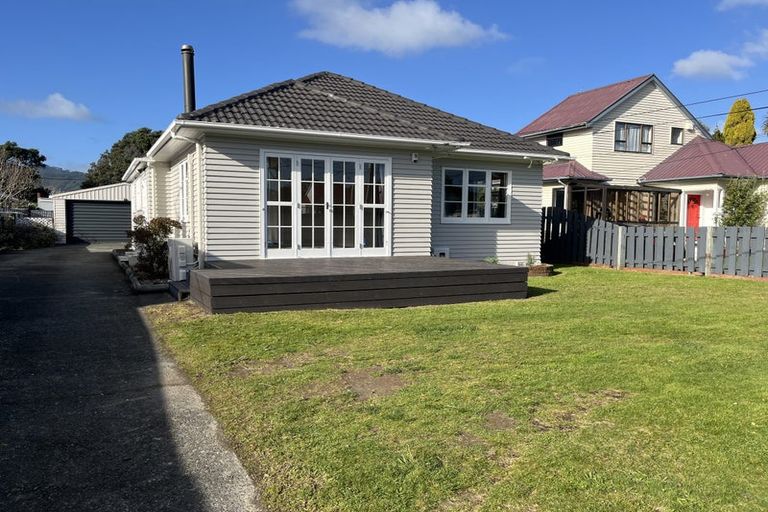 Photo of property in 11 Saint James Avenue, Boulcott, Lower Hutt, 5011