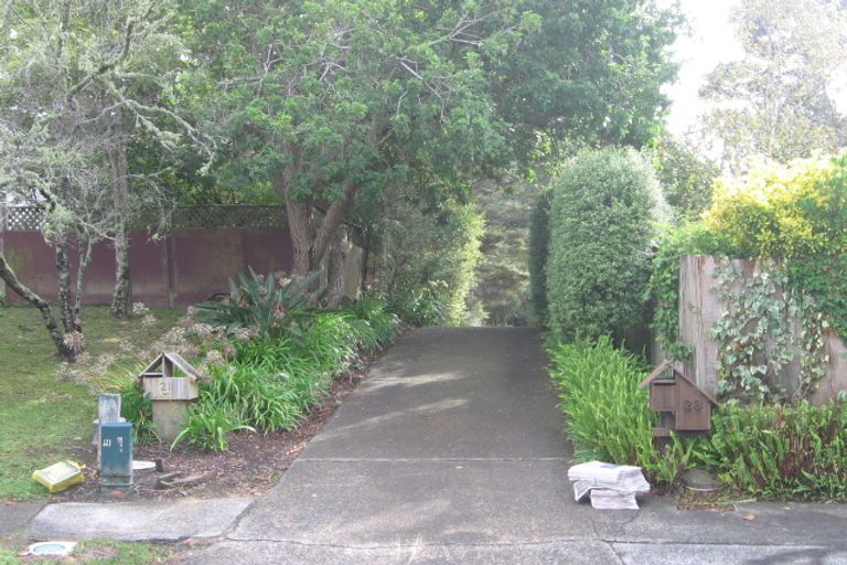 Photo of property in 23 Blundell Place, Chatswood, Auckland, 0626