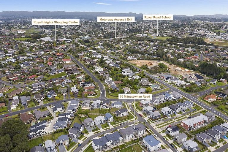 Photo of property in 70 Manutewhau Road, Massey, Auckland, 0614
