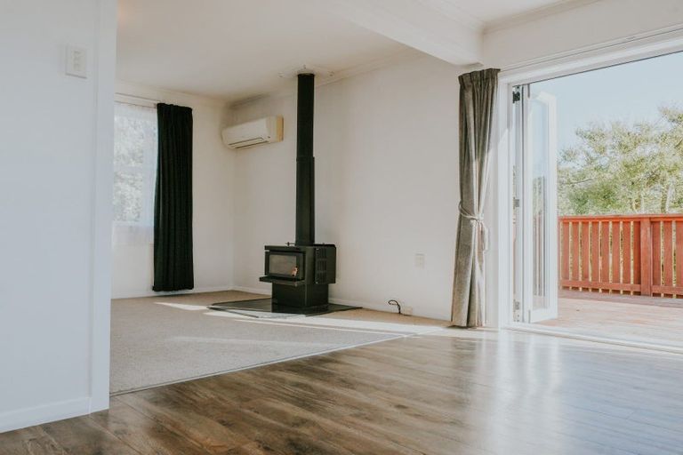 Photo of property in 12 Lincoln Street, Picton, 7220