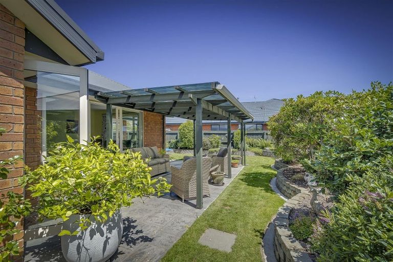 Photo of property in 8 Highwood Lane, Burnside, Christchurch, 8053
