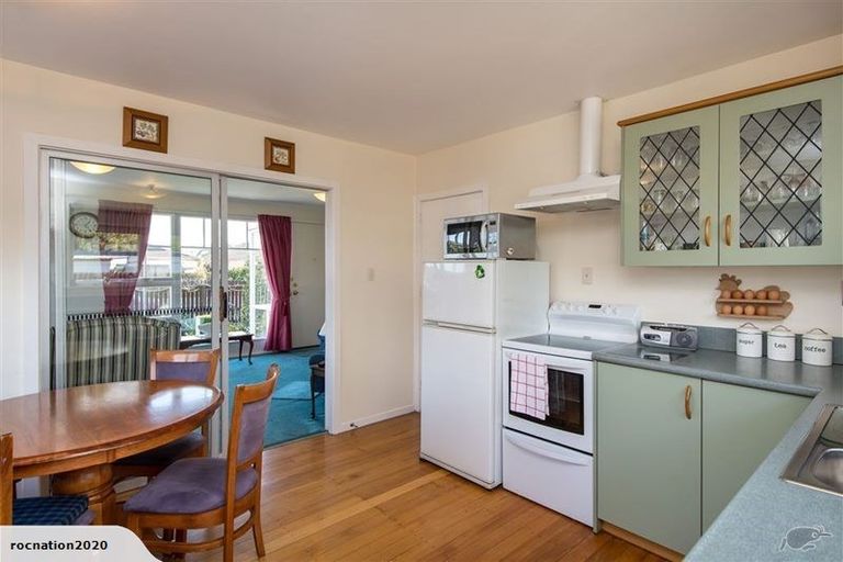 Photo of property in 2/202 Waimairi Road, Ilam, Christchurch, 8041