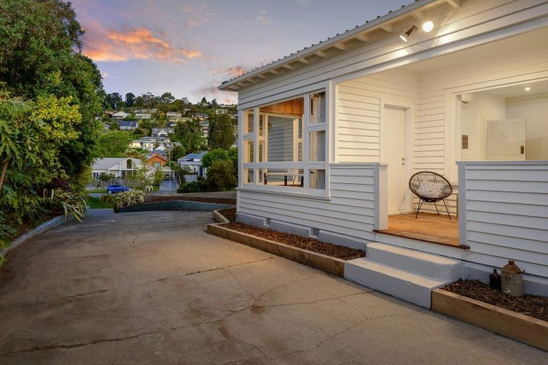 Photo of property in 121 Eastern Terrace, Beckenham, Christchurch, 8023