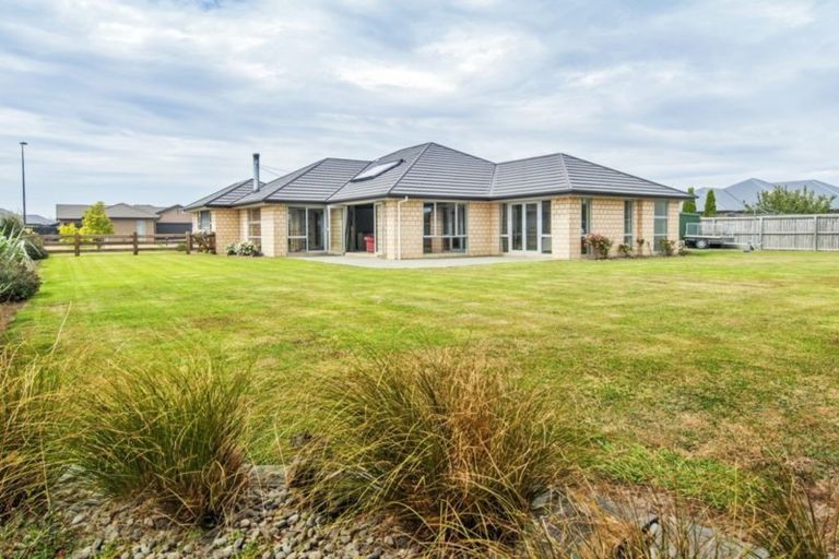 Photo of property in 31 Beaumont Drive, Rolleston, 7614