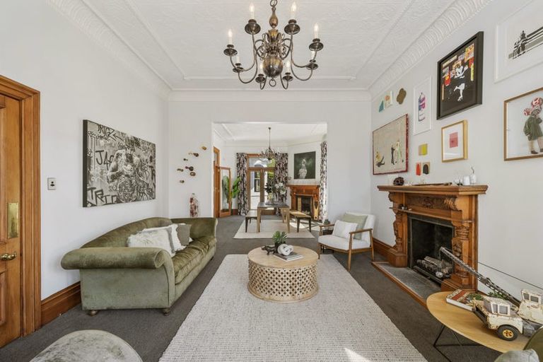 Photo of property in 19 Brougham Street, Mount Victoria, Wellington, 6011