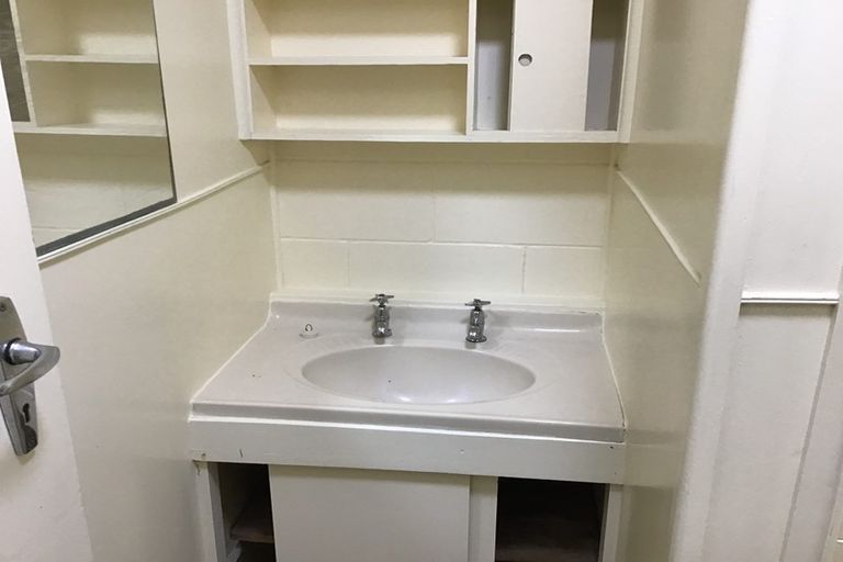 Photo of property in 1/2 Gorrie Road, Regent, Whangarei, 0112