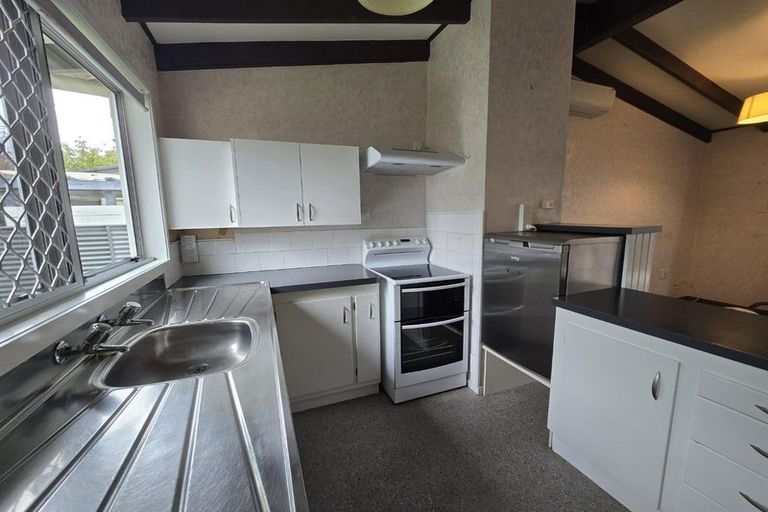 Photo of property in 2/358 Clifford Street, Mangapapa, Gisborne, 4010