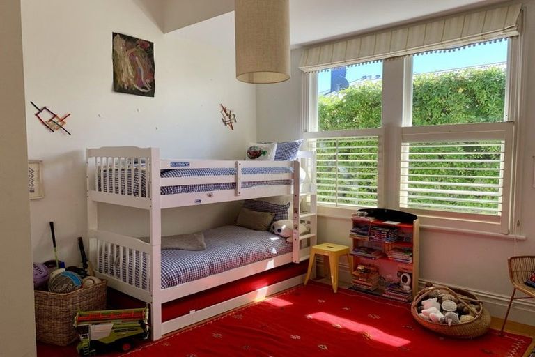 Photo of property in 25 Tainui Road, Devonport, Auckland, 0624