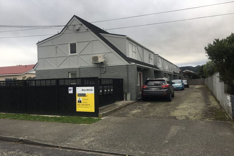 Photo of property in 25d Tennyson Street, Petone, Lower Hutt, 5012