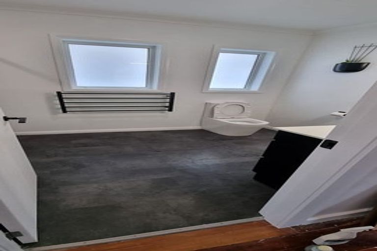 Photo of property in 20 Makora Road, Otaihanga, Paraparaumu, 5036