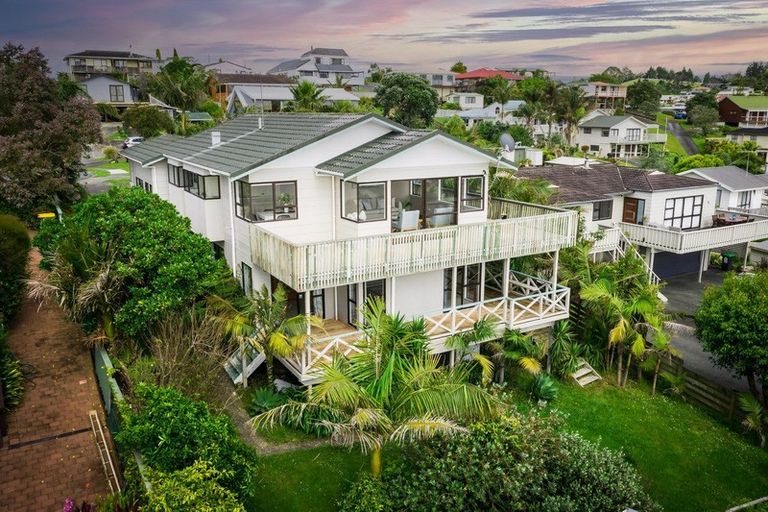 Photo of property in 11 Te Kapa Place, Snells Beach, 0920