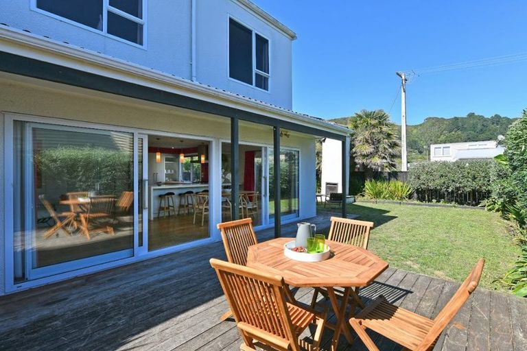 Photo of property in 19 Miro Street, Eastbourne, Lower Hutt, 5013
