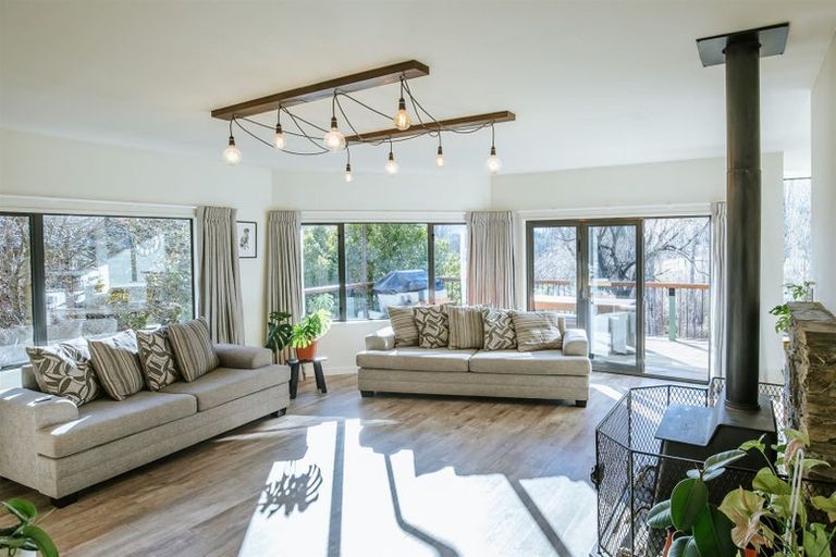 Photo of property in 70 Lagoon Avenue, Albert Town, Wanaka, 9305